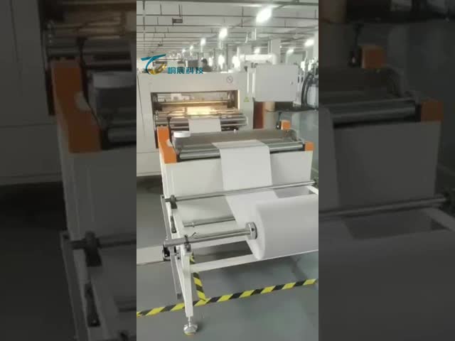 Flexible Servo-getriebene Luftfiltermaschine Hochgeschwindigkeits-Papier-Fleckmaschine 220V