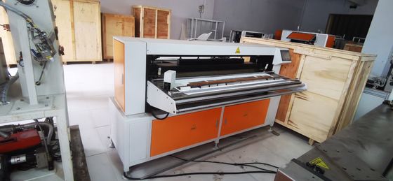 Computergestützte HEPA-Filter-Flexmaschine 1 kW Messer-Papier-Flexmaschine 1300 mm Arbeitsbreite