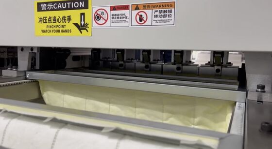 Computergestützte Taschenfilterherstellungsmaschine Luftfilterbeutel Herstellungsmaschine hohe Effizienz