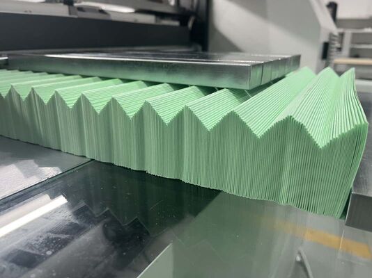 Geringer Energieverbrauch und kostengünstige Falzmaschine für Filterherstellungslösungen und Automobil-Luftfilter