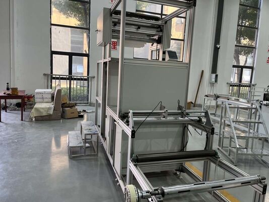 Vollautomatische und hocheffiziente Rotations-Falt- und -Zusammensetzmaschine mit geteiltem Filter für optimierte Arbeitsabläufe